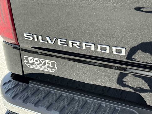 New 2026 Chevrolet Silverado 1500 LTZ w/ LTZ Premium Package AWD/4WD image 32