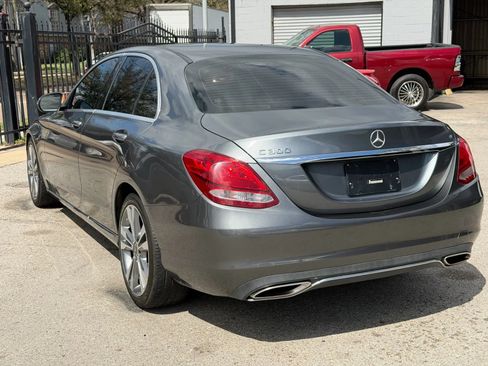 Used 2018 Mercedes-Benz C 300 Sedan image 5