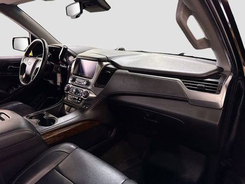 Used 2017 Chevrolet Tahoe LT image 32