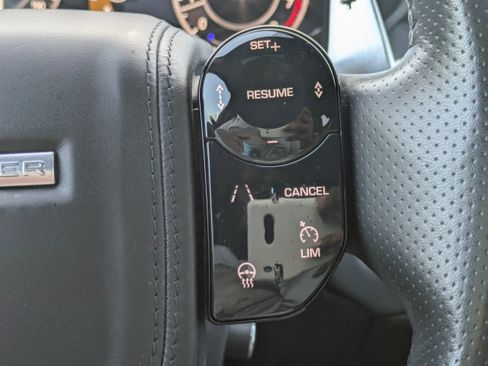 Used 2020 Land Rover Range Rover Velar SV Autobiography Dynamic image 23