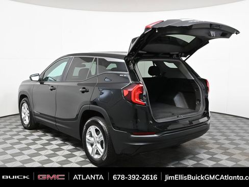 Certified 2024 GMC Terrain SLE image 29