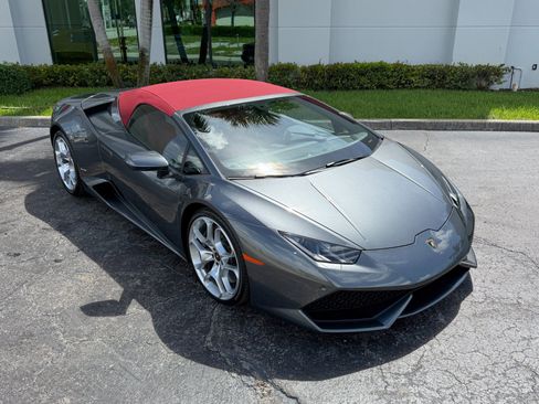 Used 2016 Lamborghini Huracan LP 610-4 AWD/4WD image 23