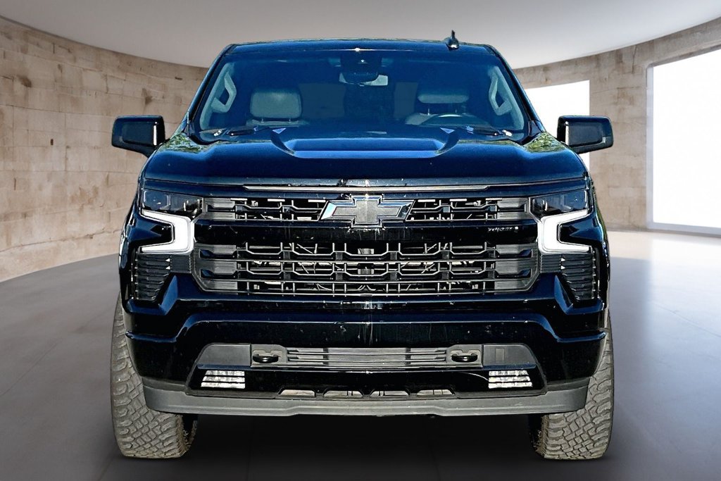 Used 2025 Chevrolet Silverado 1500 RST w/ Protection Package RWD image 4