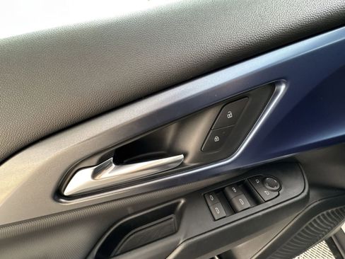 New 2026 Chevrolet Equinox EV LT image 15