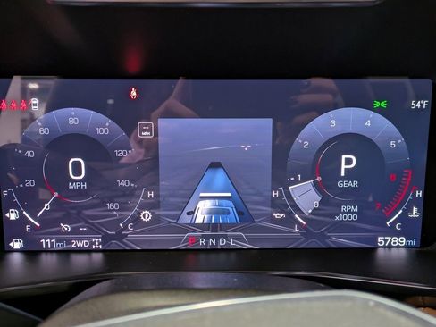 Used 2024 GMC Canyon AT4 image 15