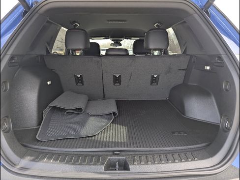 New 2026 Chevrolet Equinox RS w/ LPO, Floor Liner Package AWD/4WD image 15