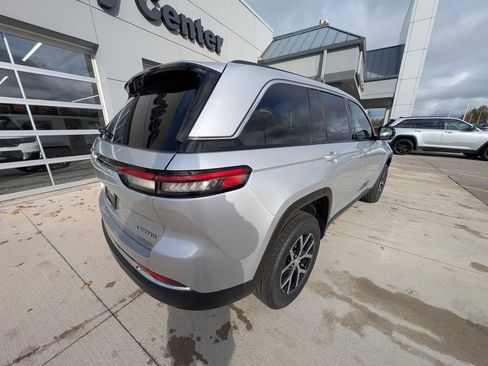 New 2025 Jeep Grand Cherokee Limited image 5