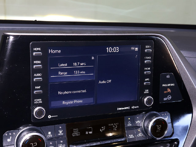 Used 2021 Toyota Highlander XLE AWD/4WD image 19