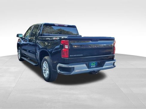 Used 2021 Chevrolet Silverado 1500 LT AWD/4WD image 3