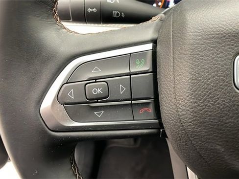 Used 2022 Jeep Compass Limited image 13