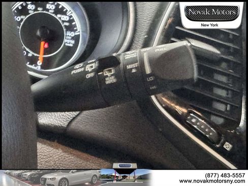 Used 2022 Jeep Cherokee Limited image 17