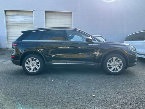 New 2026 Lincoln Corsair Premiere image 3