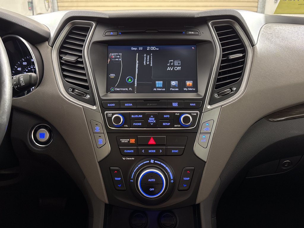 Used 2017 Hyundai Santa Fe Sport w/ 2.0T Ultimate Tech Package 05 FWD image 20
