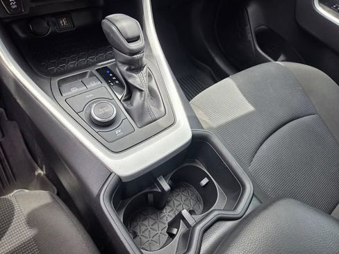 Used 2024 Toyota RAV4 LE AWD/4WD image 26