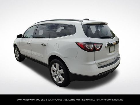 Used 2017 Chevrolet Traverse LT w/ Style and Technology Package AWD/4WD image 3