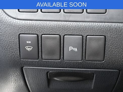 Used 2015 Toyota Highlander Limited w/ Driver Technology Package AWD/4WD image 16
