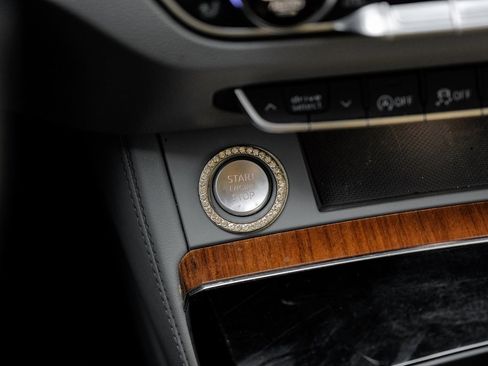 Used 2022 Audi Q5 2.0T Prestige w/ Prestige Package image 30