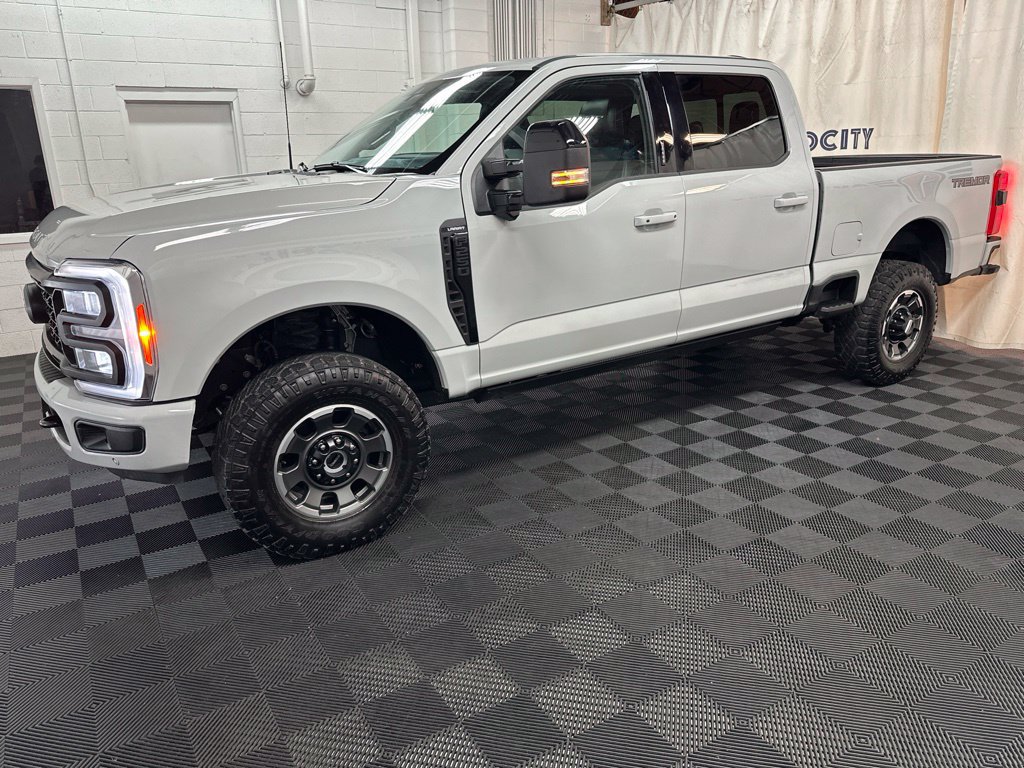 Used 2025 Ford F250 Lariat w/ Lariat Ultimate Package AWD/4WD image 5