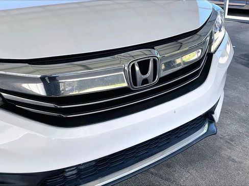 Used 2017 Honda Accord Sport image 29