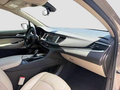 Used 2018 Buick Enclave Premium w/ Trailering Package FWD image 15