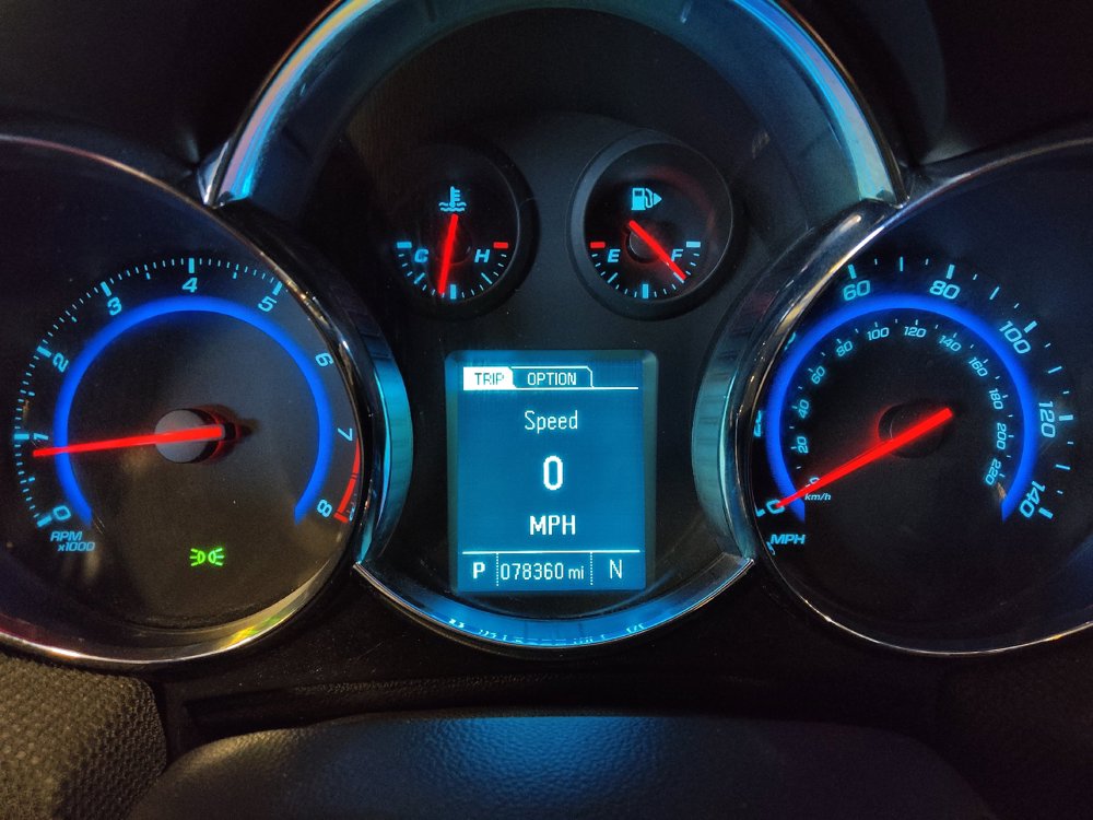 Used 2016 Chevrolet Cruze LT w/ Sun And Sound Package FWD image 23