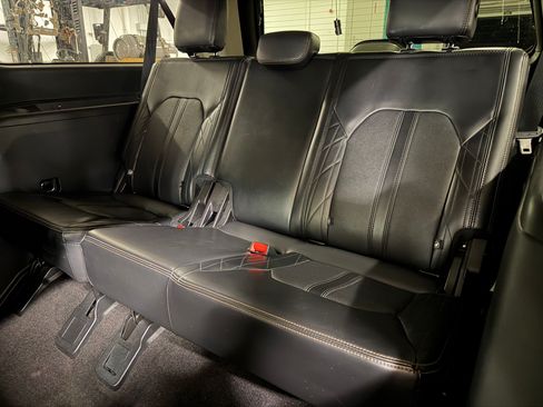 Used 2020 Ford Expedition Max Platinum RWD image 45