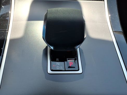 Certified 2026 Land Rover Range Rover Evoque S AWD/4WD image 13
