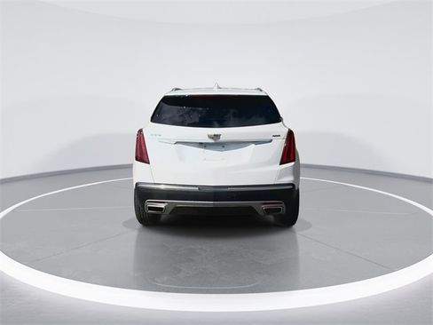 Used 2021 Cadillac XT5 Premium Luxury image 10