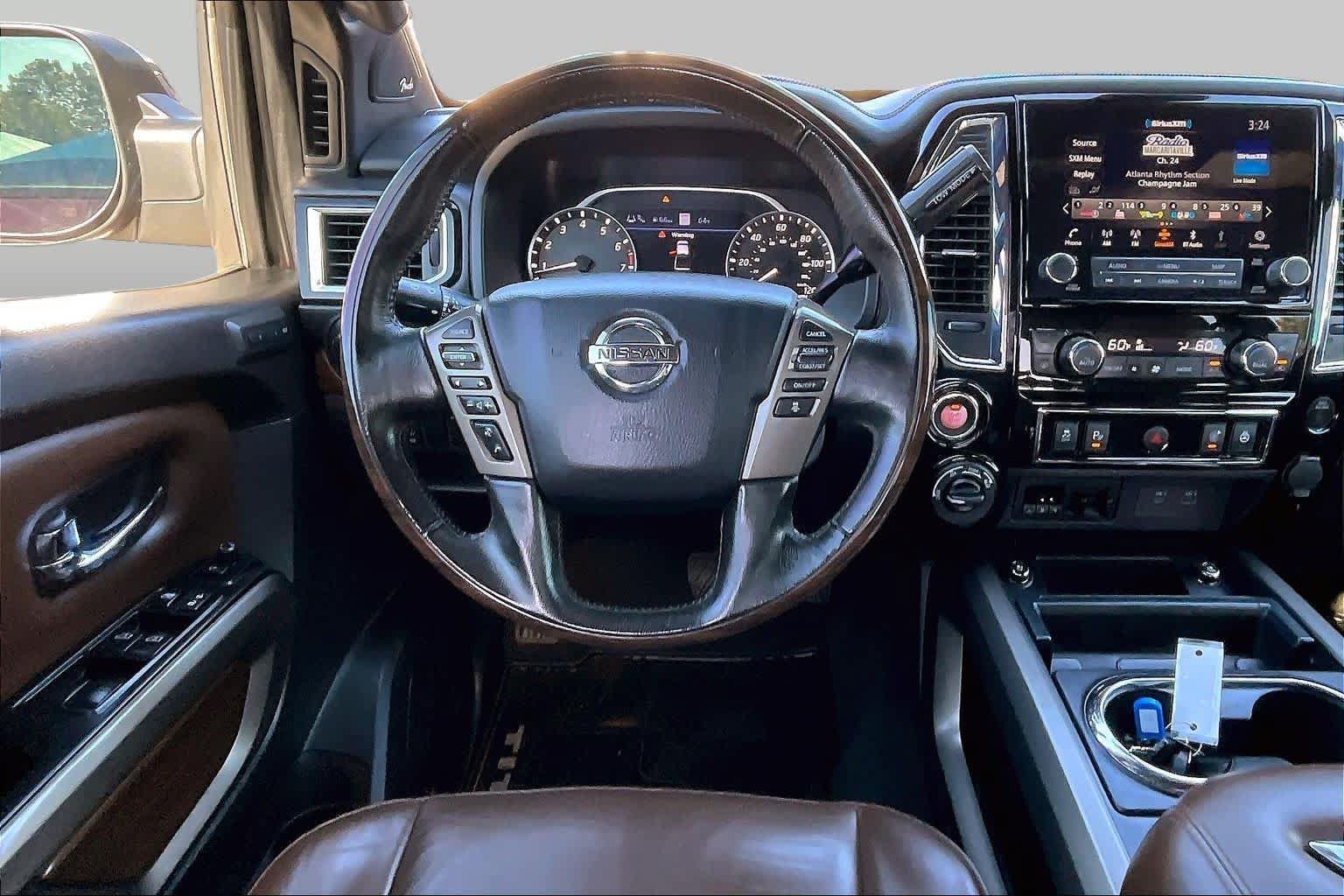 Used 2020 Nissan Titan Platinum Reserve w/ Moonroof Package AWD/4WD image 5