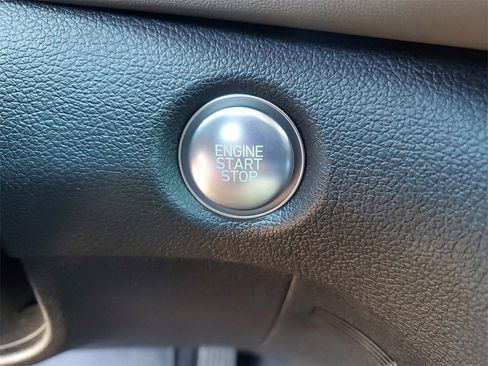 Certified 2023 Hyundai Santa Fe SEL w/ Winter Weather Package image 33