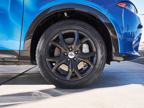 Used 2024 Dodge Hornet R/T w/ Tech Pack w/o Parking image 10