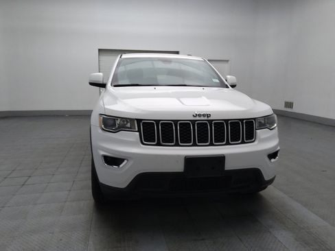 Used 2018 Jeep Grand Cherokee Laredo image 14