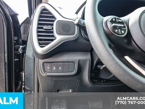 Used 2025 Kia Soul LX w/ LX Technology Package image 27