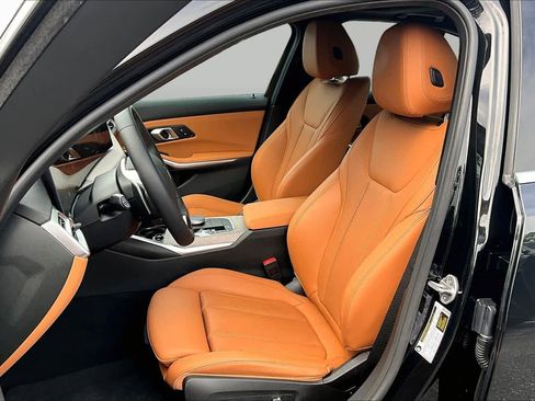 Certified 2025 BMW 330i Sedan RWD image 8