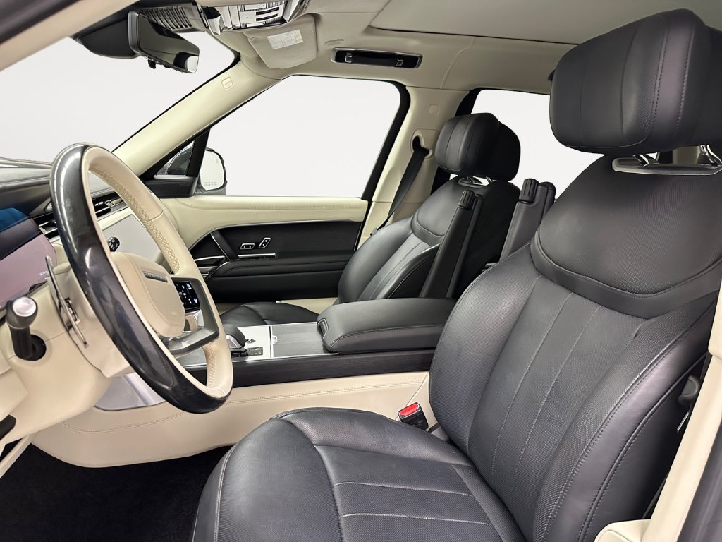 Used 2024 Land Rover Range Rover Long Wheelbase Autobiography AWD/4WD image 5