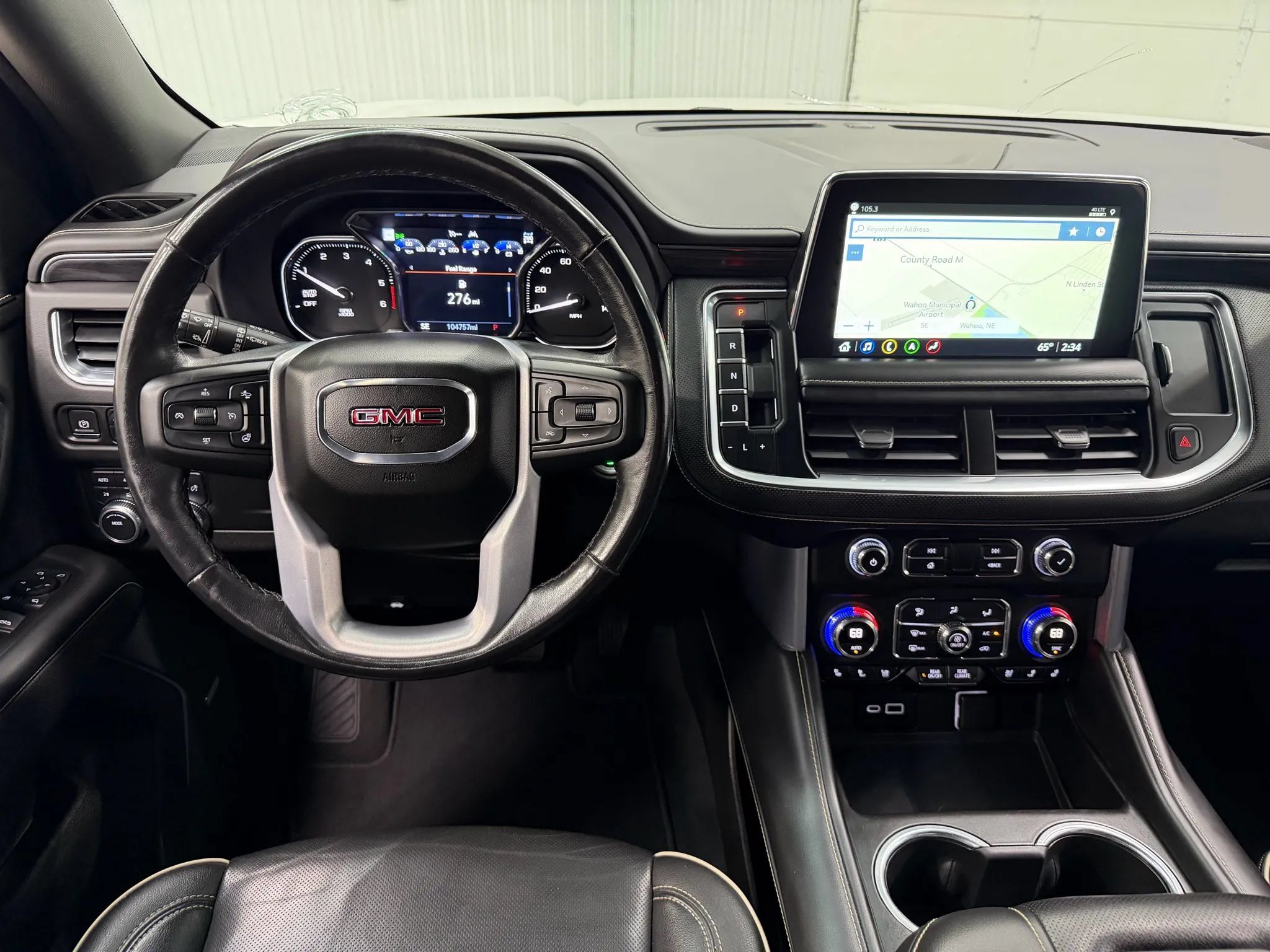 Used 2021 GMC Yukon SLT w/ Rear Media and Nav Package AWD/4WD image 20