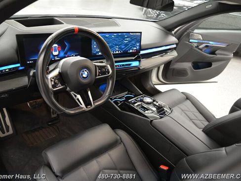 Used 2024 BMW i5 M60 w/ Premium Package image 12