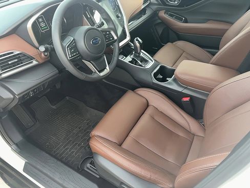 Used 2025 Subaru Outback Touring XT w/ Popular Package #2 image 10