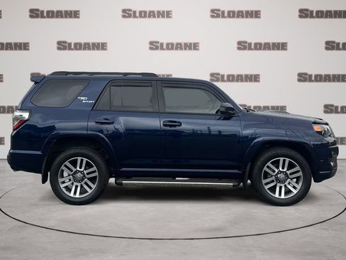 Used 2022 Toyota 4Runner TRD Sport AWD/4WD image 6