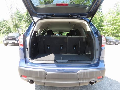 Used 2022 Subaru Ascent Limited image 19