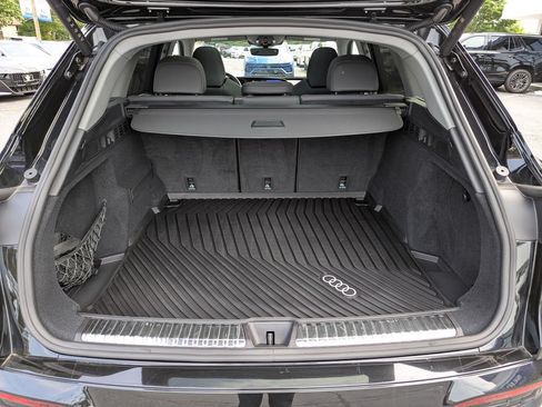 Used 2025 Audi Q5 Premium Plus AWD/4WD image 42