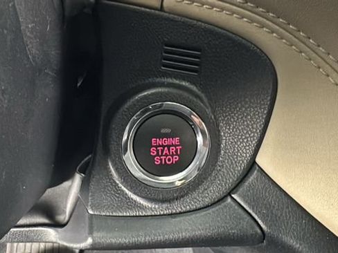 Certified 2022 Subaru Outback Limited w/ Popular Package #2 image 28