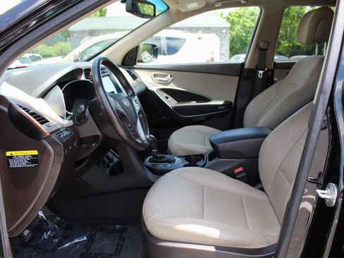 Used 2018 Hyundai Santa Fe Sport w/ 2.4L Tech Package 04 AWD/4WD image 28