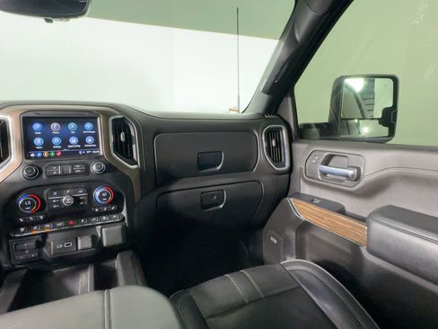 Used 2023 Chevrolet Silverado 2500 High Country w/ Z71 Off-Road Package image 28