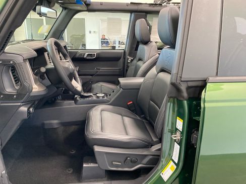 New 2025 Ford Bronco Outer Banks image 16