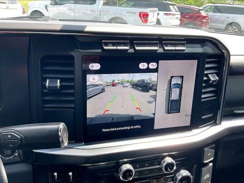 Used 2024 Ford F250 Lariat w/ Chrome Package image 18