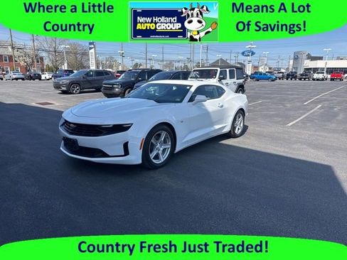 Used 2023 Chevrolet Camaro LT image 1