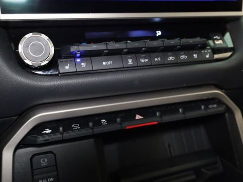 Used 2025 Toyota Tundra Limited image 22