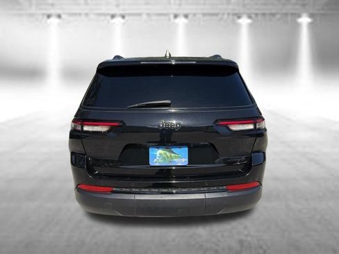 Used 2024 Jeep Grand Cherokee L Limited w/ Black Appearance Package RWD image 6