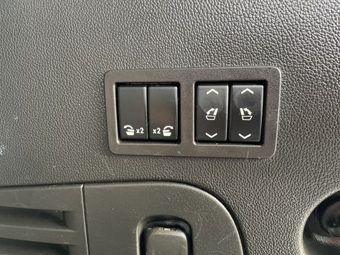 Used 2020 Chevrolet Tahoe Premier image 43